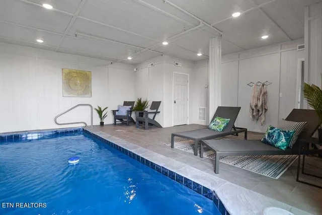 $2,295,000 | 2837 Cedar Falls Way, Sevierville, TN 37862