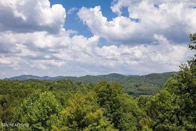 $2,295,000 | 2837 Cedar Falls Way, Sevierville, TN 37862