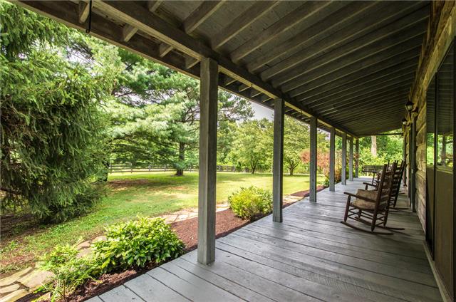 9341 Clovercroft Road Franklin, TN 37067 - Photo 4 of 20 Gallery Image 4
