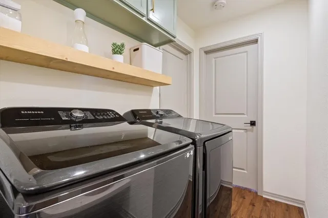 a close view of stove top oven