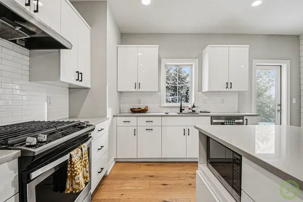 $629,500 | 7100 Ada Depot Drive Southeast, Ada, MI 49301