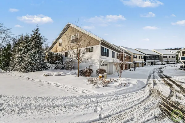 $629,500 | 7100 Ada Depot Drive Southeast, Ada, MI 49301