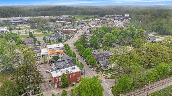 $629,500 | 7100 Ada Depot Drive Southeast, Ada, MI 49301