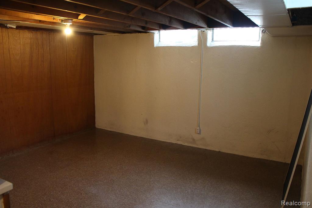 1006 Tottenham Road Birmingham, MI 48009 - Photo 48 of 50