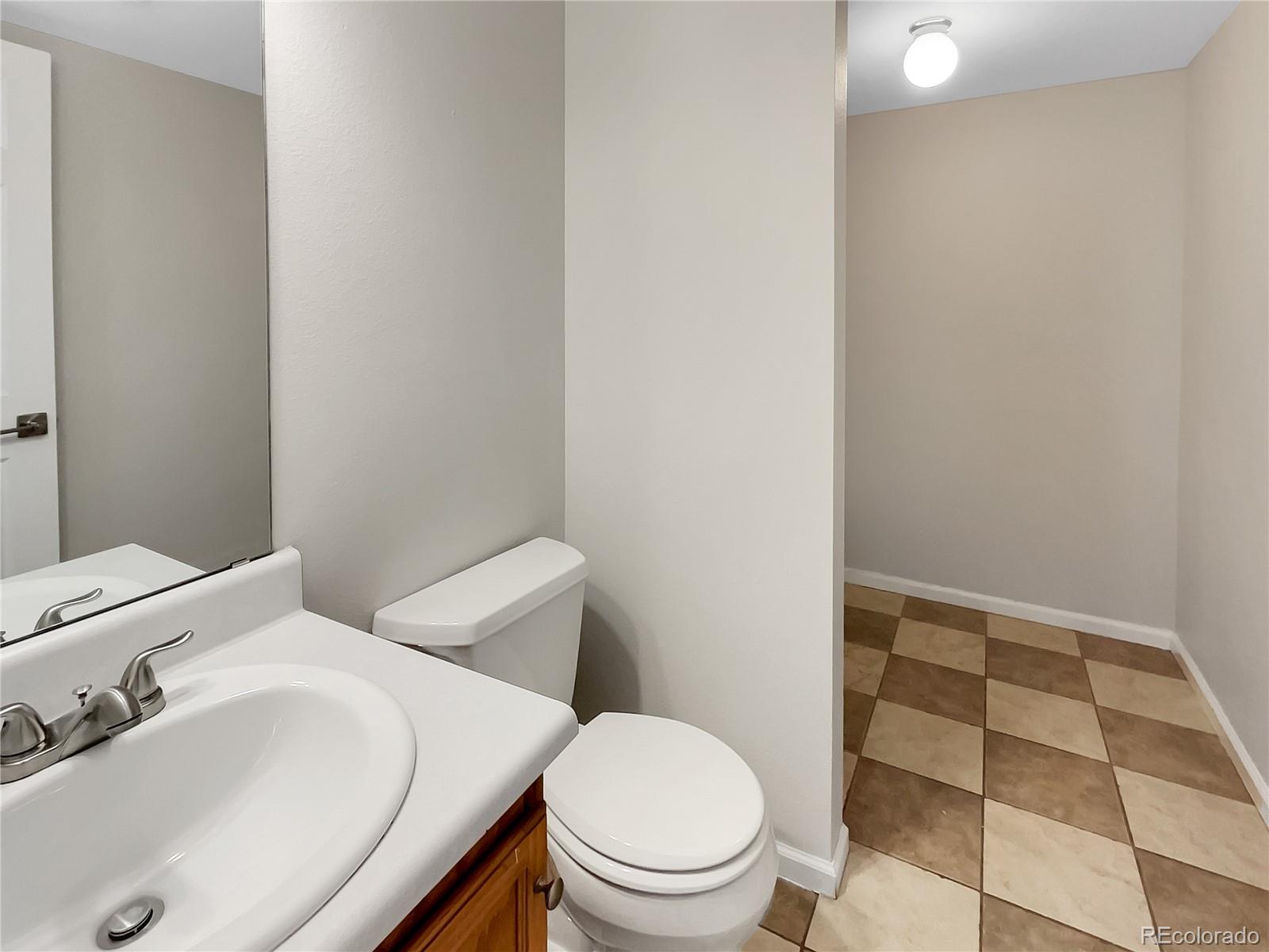 9909 Apollo Bay Way Highlands Ranch, CO 80130 - Photo 13 of 24 Gallery Image 13