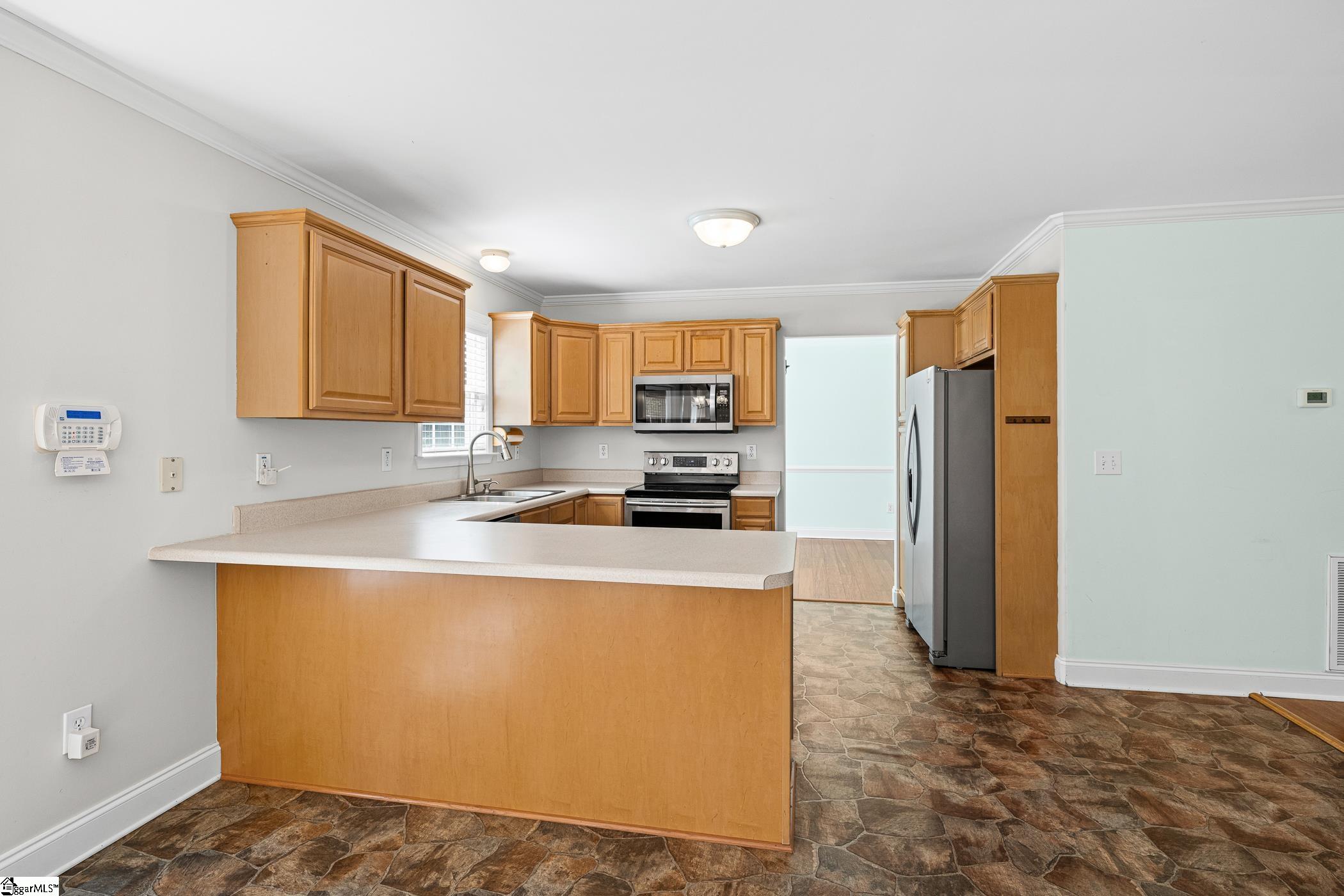 4 Fieldhaven Court Greer, SC 29651 - Photo 7 of 34