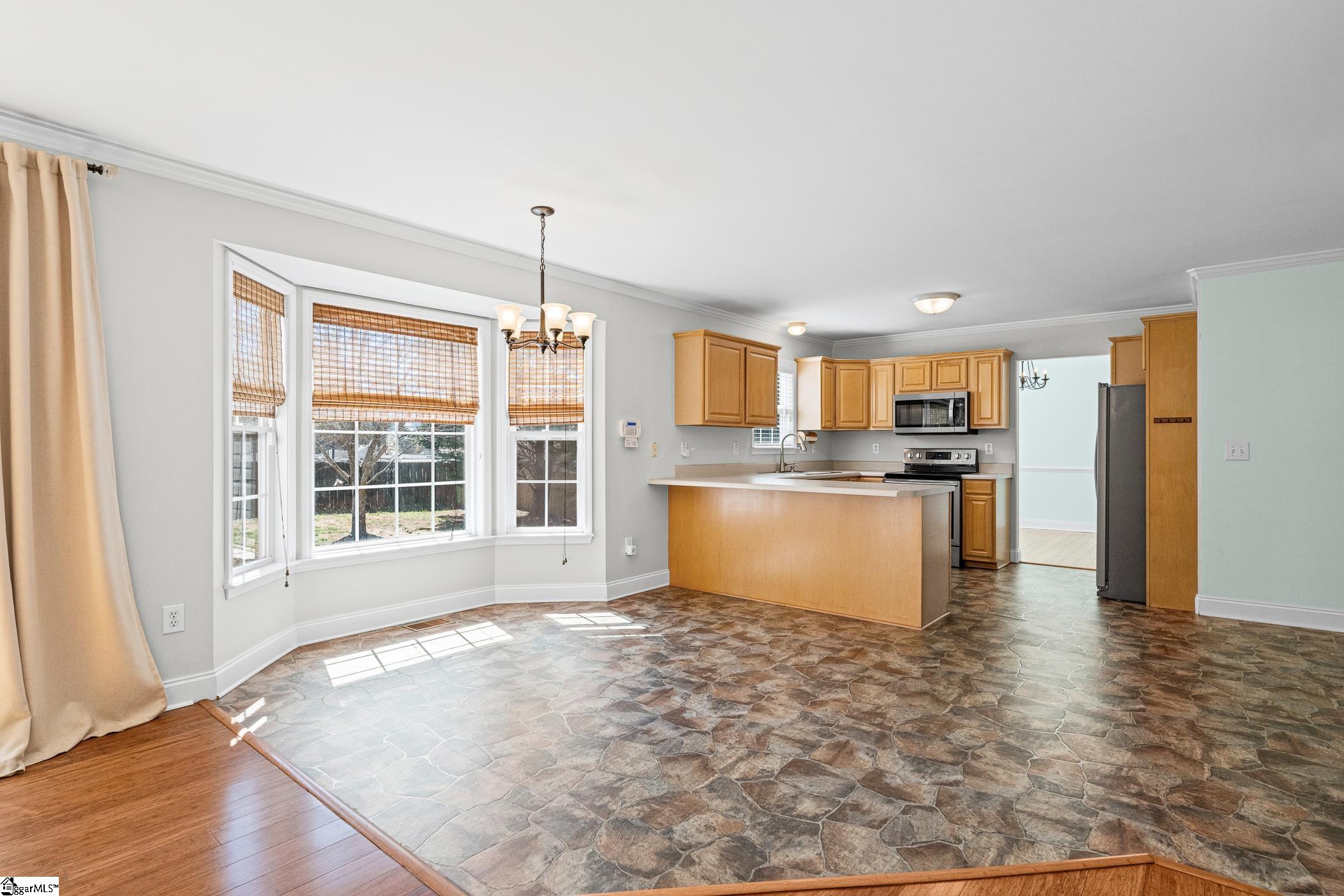 4 Fieldhaven Court Greer, SC 29651 - Photo 10 of 34