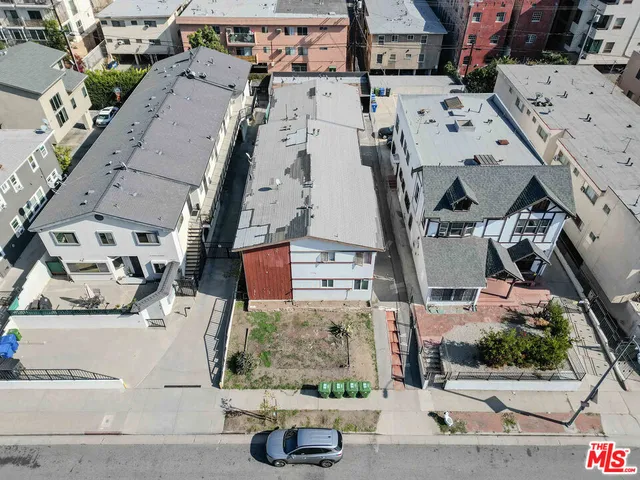 an aerial view of multiple house