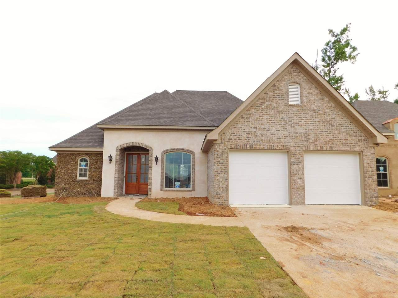 601 Westhill Road Brandon, MS 39042 - Photo 1 of 16 Photo 1
