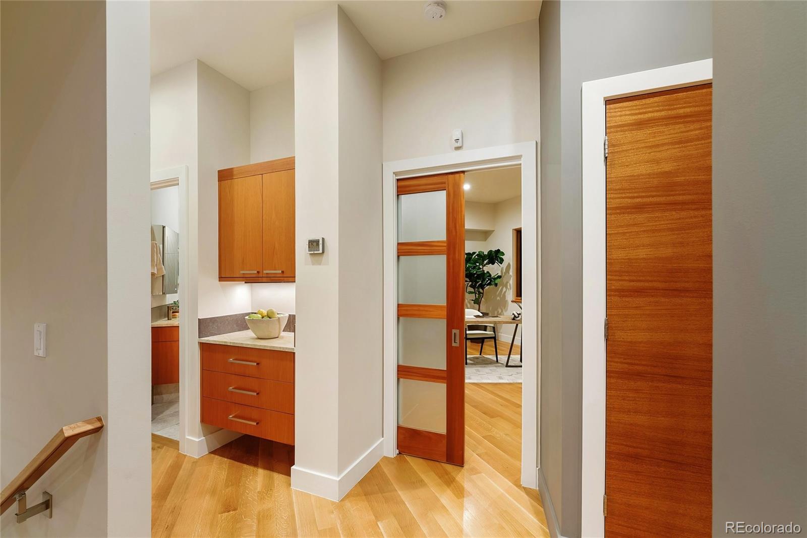 755 Jonquil Place Boulder, CO 80304 - Photo 21 of 40 a bathroom with a tub sink and mirror