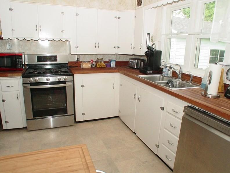 78 Old County Road Hampden, ME 04444 - Photo 4 of 14 5B690D4334304653B8AD62D449CC93FF