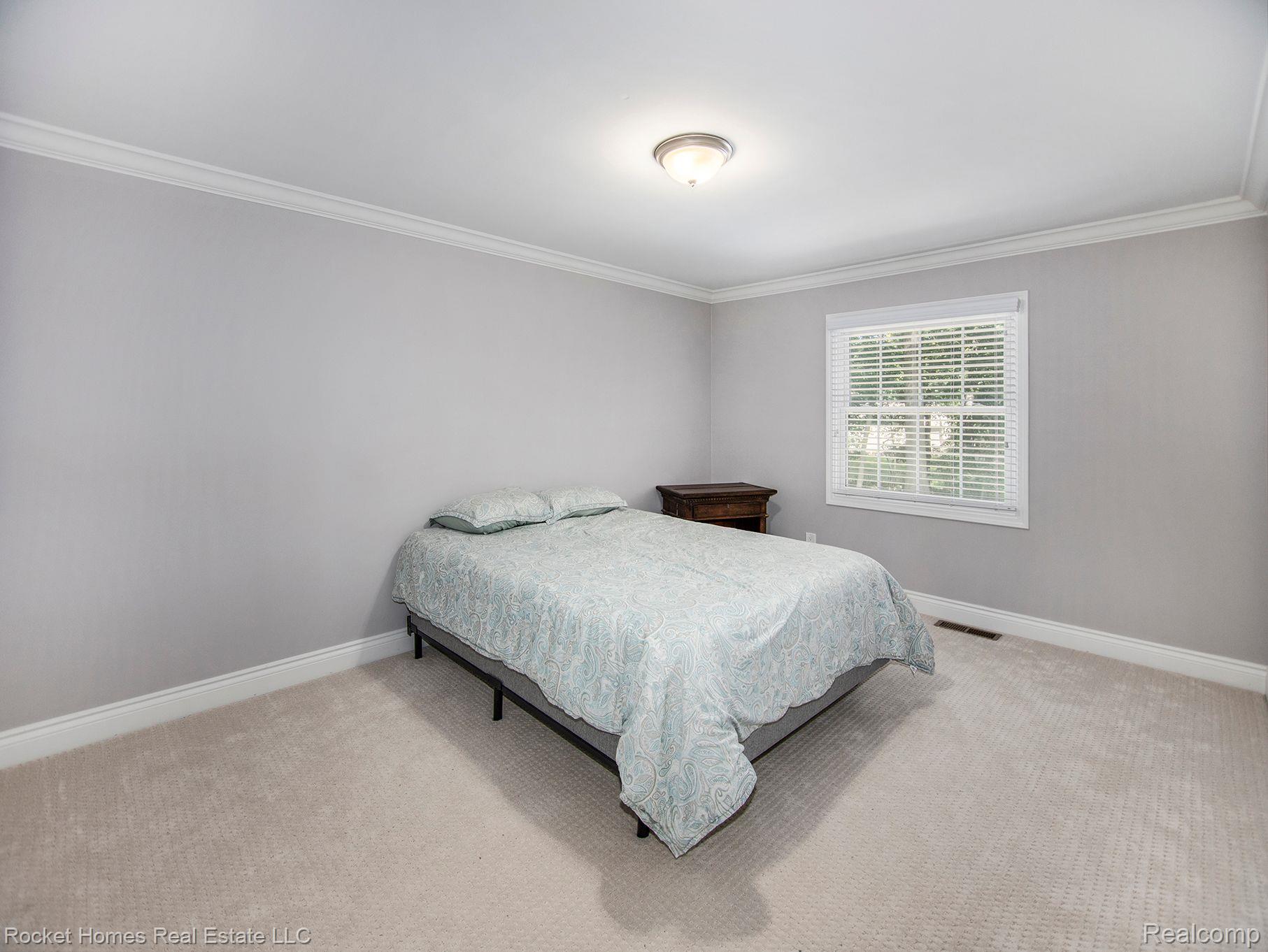 1282 Greenleaf Drive Rochester, MI 48309 - Photo 22 of 30 Gallery Image 22