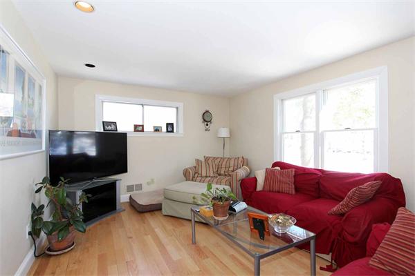 36 Bonwood Road Needham, MA 02492 - Photo 13 of 30