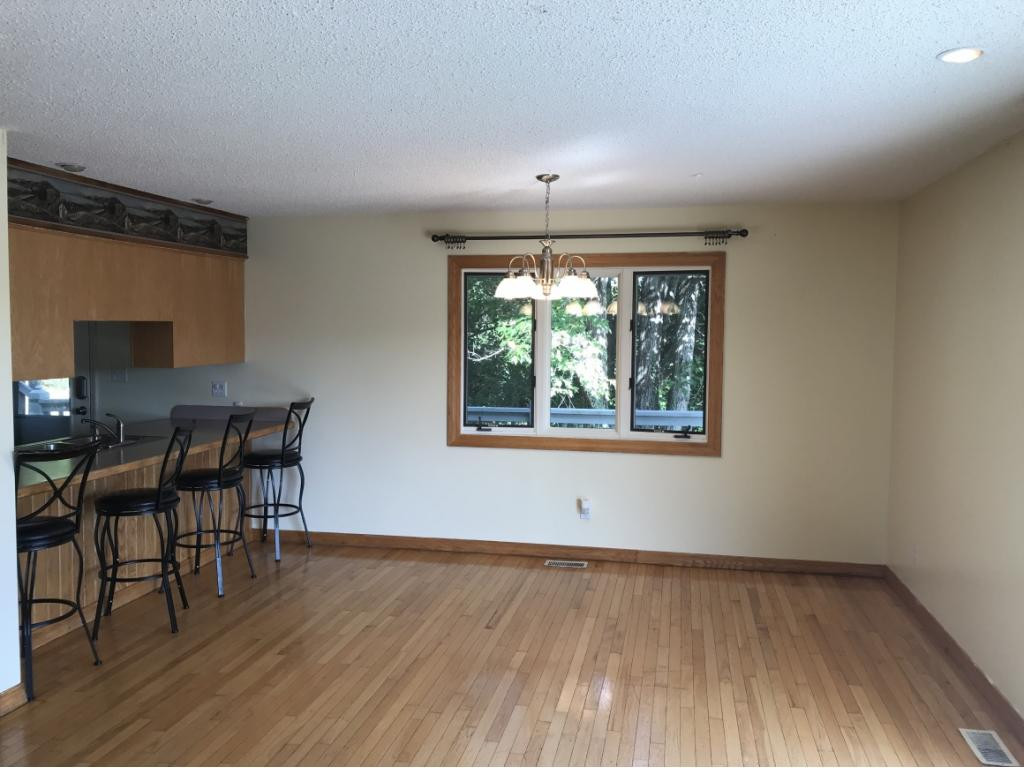 415 Pine Ridge Road Bluff City, TN 37618 - Photo 5 of 22 Dining area