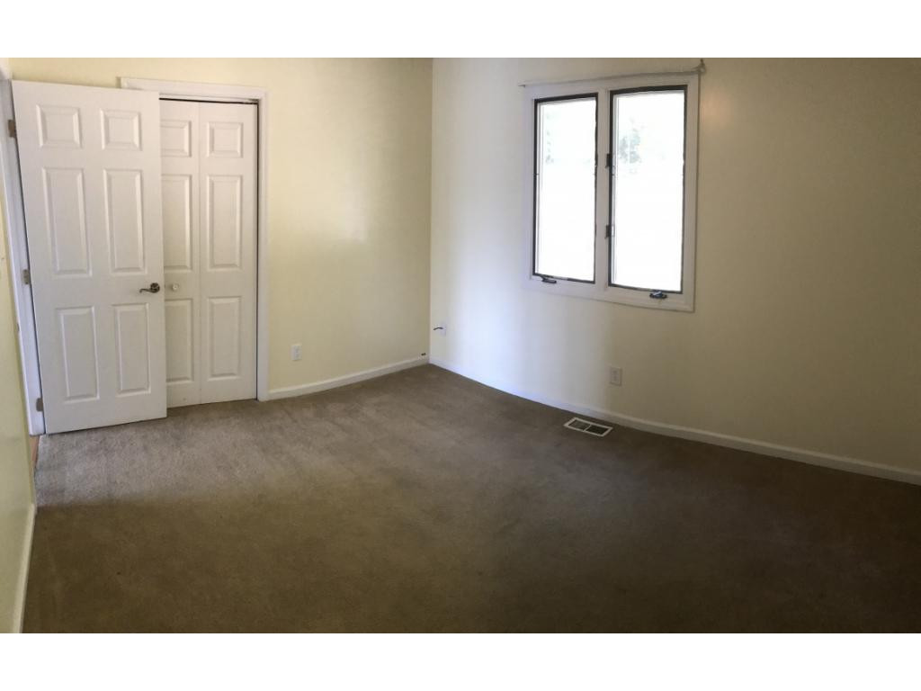 415 Pine Ridge Road Bluff City, TN 37618 - Photo 9 of 22 Main Level bedroom 1