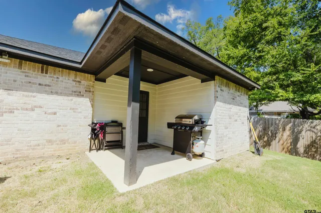 $248,000 | 1401 North Palace Avenue, Tyler, TX 75702