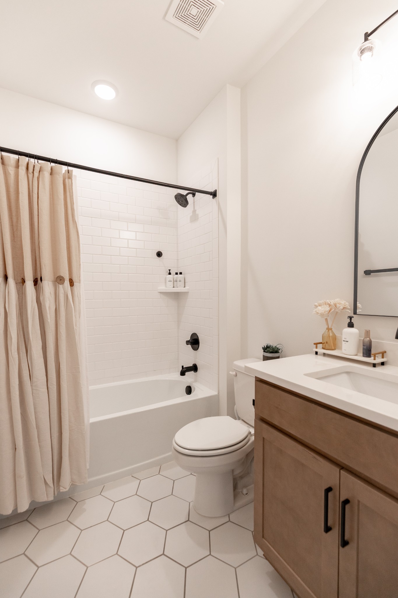 194 Phillips Bend Spring Hill Spring Hill, TN 37174 - Photo 12 of 70 a bathroom with a sink a toilet and shower