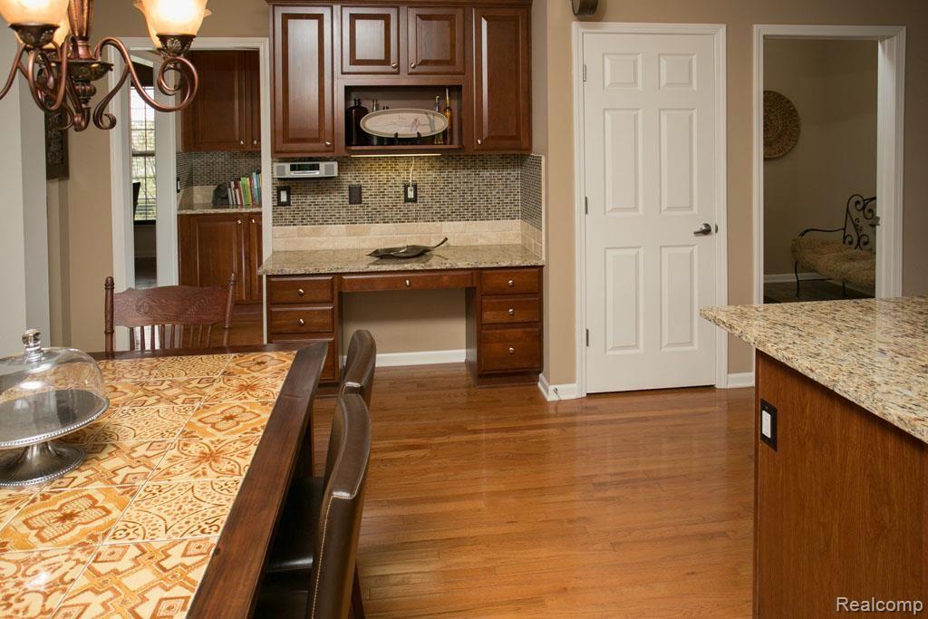 4184 Merriman Loop Howell, MI 48843 - Photo 16 of 40 4Y0A2303.jpg
