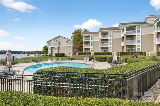 $569,752 | 1331 Torrence Circle, Unit 1331, Davidson, NC 28036
