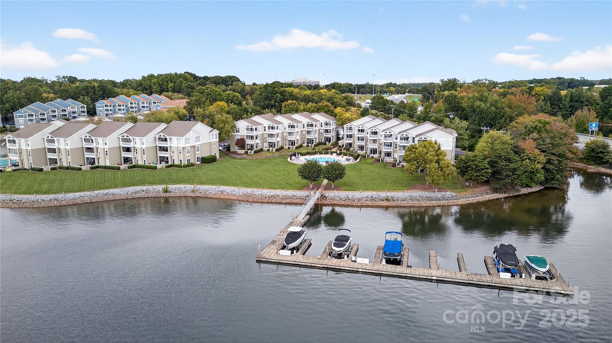 1331 Torrence Circle, Unit 1331 Davidson, NC 28036 - Photo 4 of 30