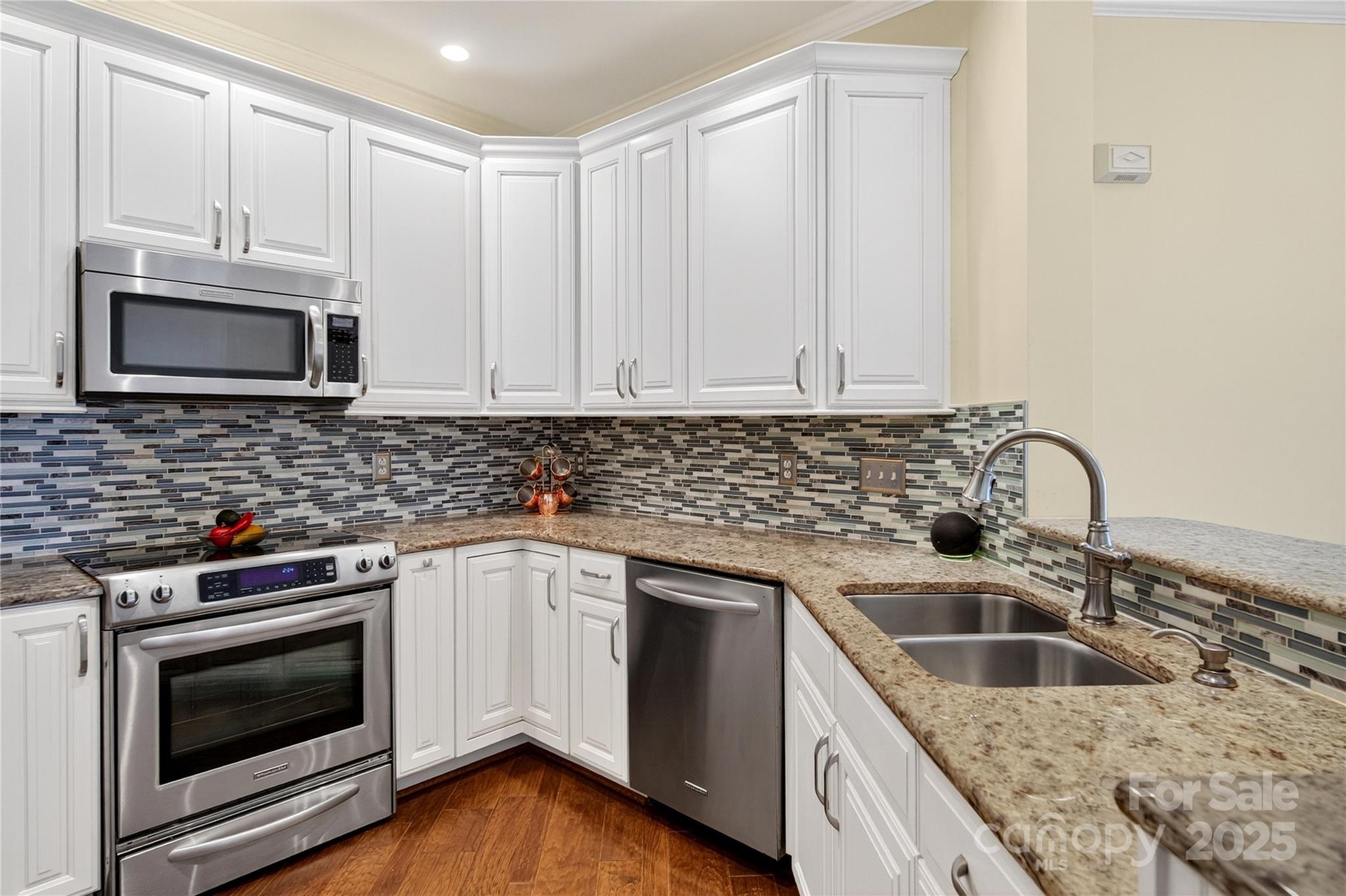 1331 Torrence Circle, Unit 1331 Davidson, NC 28036 - Photo 5 of 30