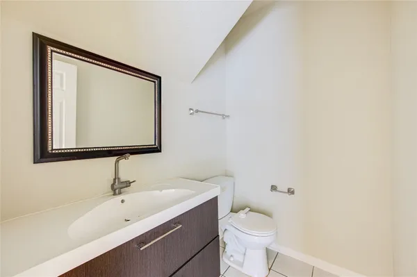 $2,300 | 13030 Richmond Avenue, Houston, TX 77082