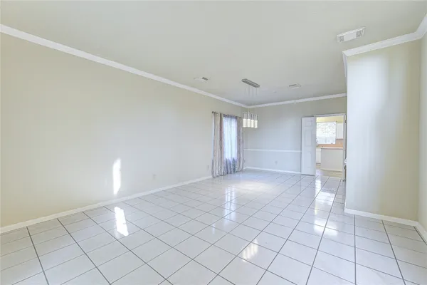 $2,300 | 13030 Richmond Avenue, Houston, TX 77082