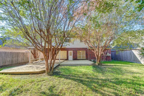 $2,300 | 13030 Richmond Avenue, Houston, TX 77082