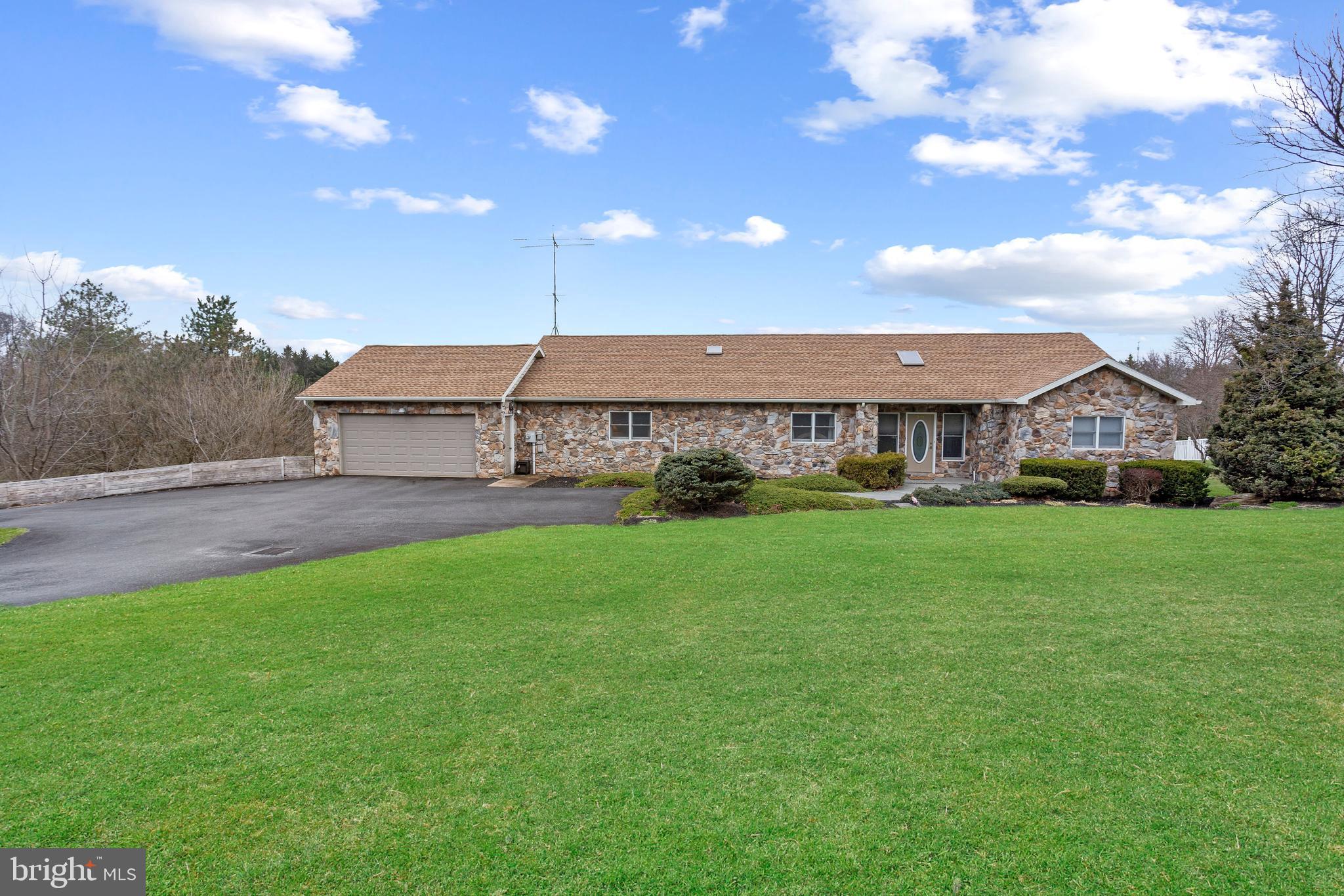 231 Winterstown Road Red Lion, PA 17356 - Photo 1 of 49