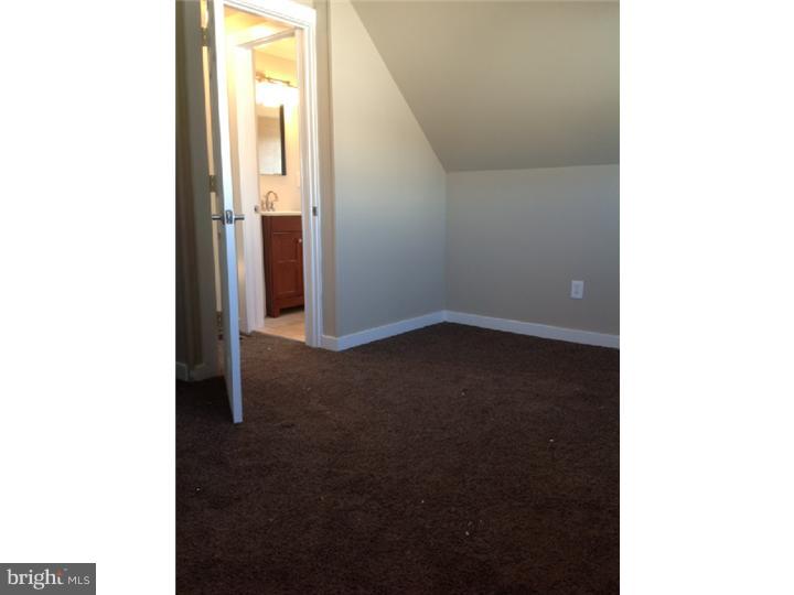 47 Canoebirch Road Levittown, PA 19057 - Photo 18 of 20 Walk-in Closet