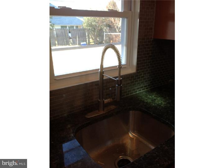 47 Canoebirch Road Levittown, PA 19057 - Photo 7 of 20 Kitchen