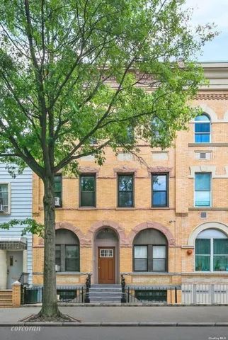 $3,388,000 | 242 Kingsland Avenue | Greenpoint
