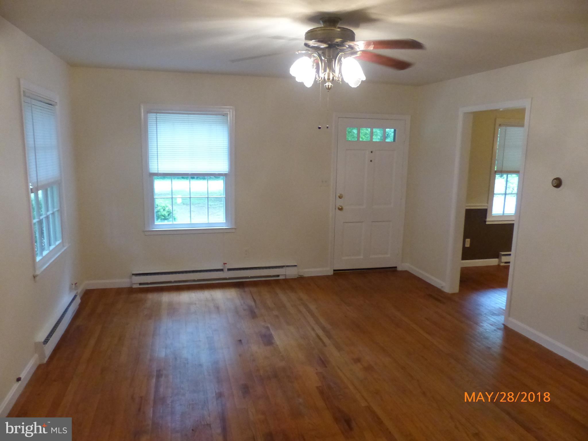 7014 Reliance Road Federalsburg, MD 21632 - Photo 3 of 23 Living Room