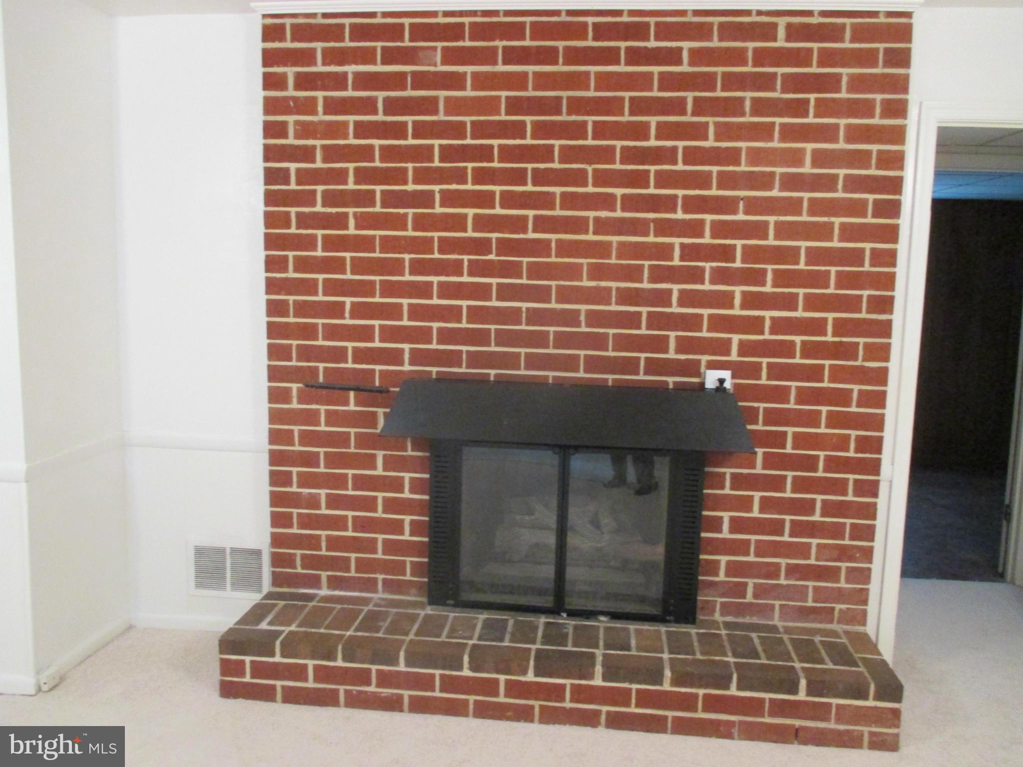 2916 Gracefield Road Silver Spring, MD 20904 - Photo 7 of 18 Family Room