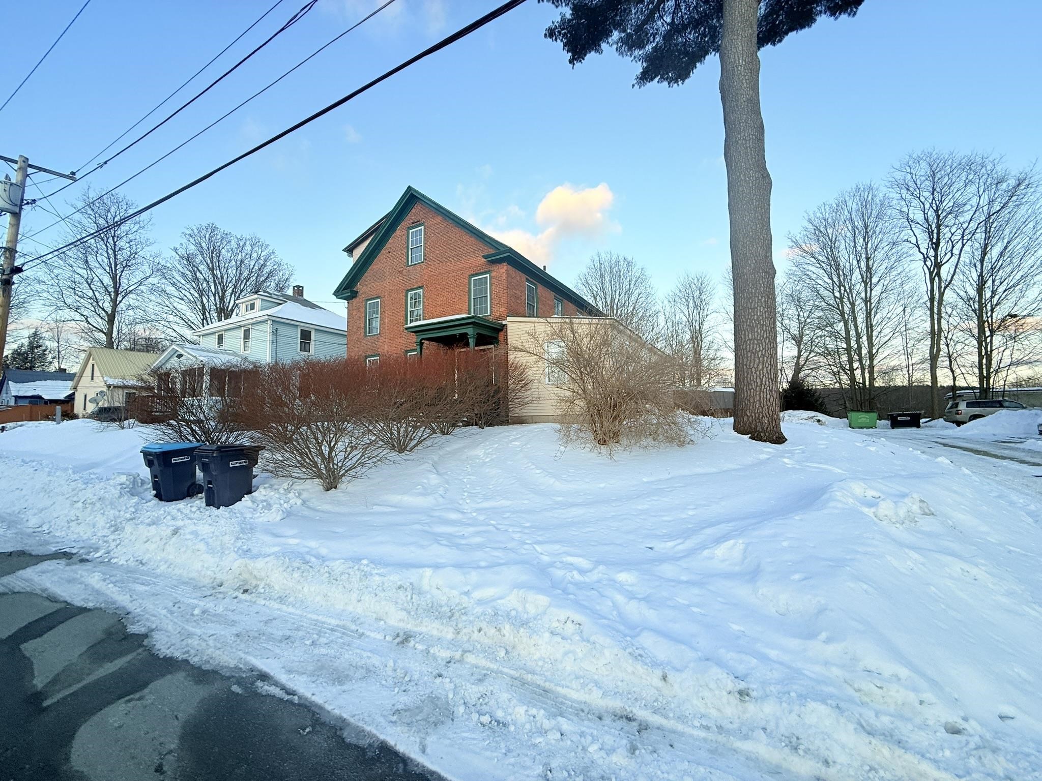 60 High Street, Unit 2 Claremont, NH 03743 - Photo 17 of 18