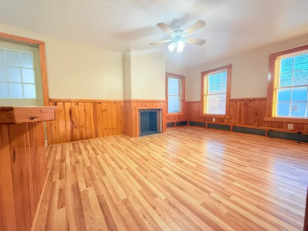 $1,650 | 60 High Street, Unit 2, Claremont, NH 03743