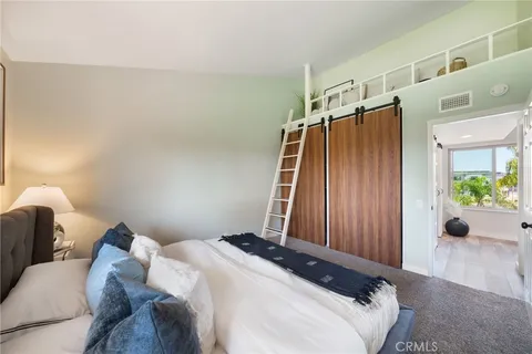 $738,888 | 7422 Seastar Drive, Unit 8, Huntington Beach, CA 92648