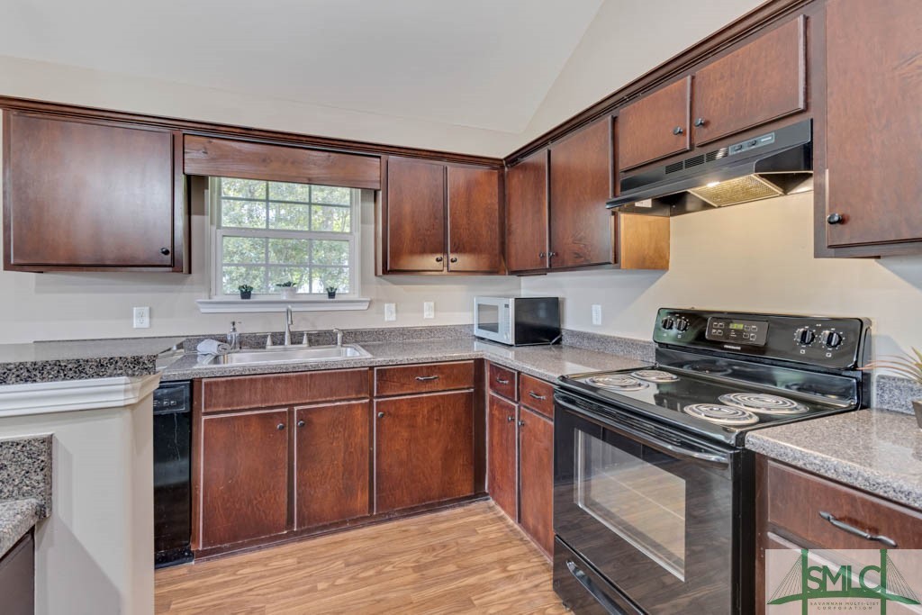 120 Sand Pine Court Springfield, GA 31329 - Photo 10 of 22 Gallery Image 10