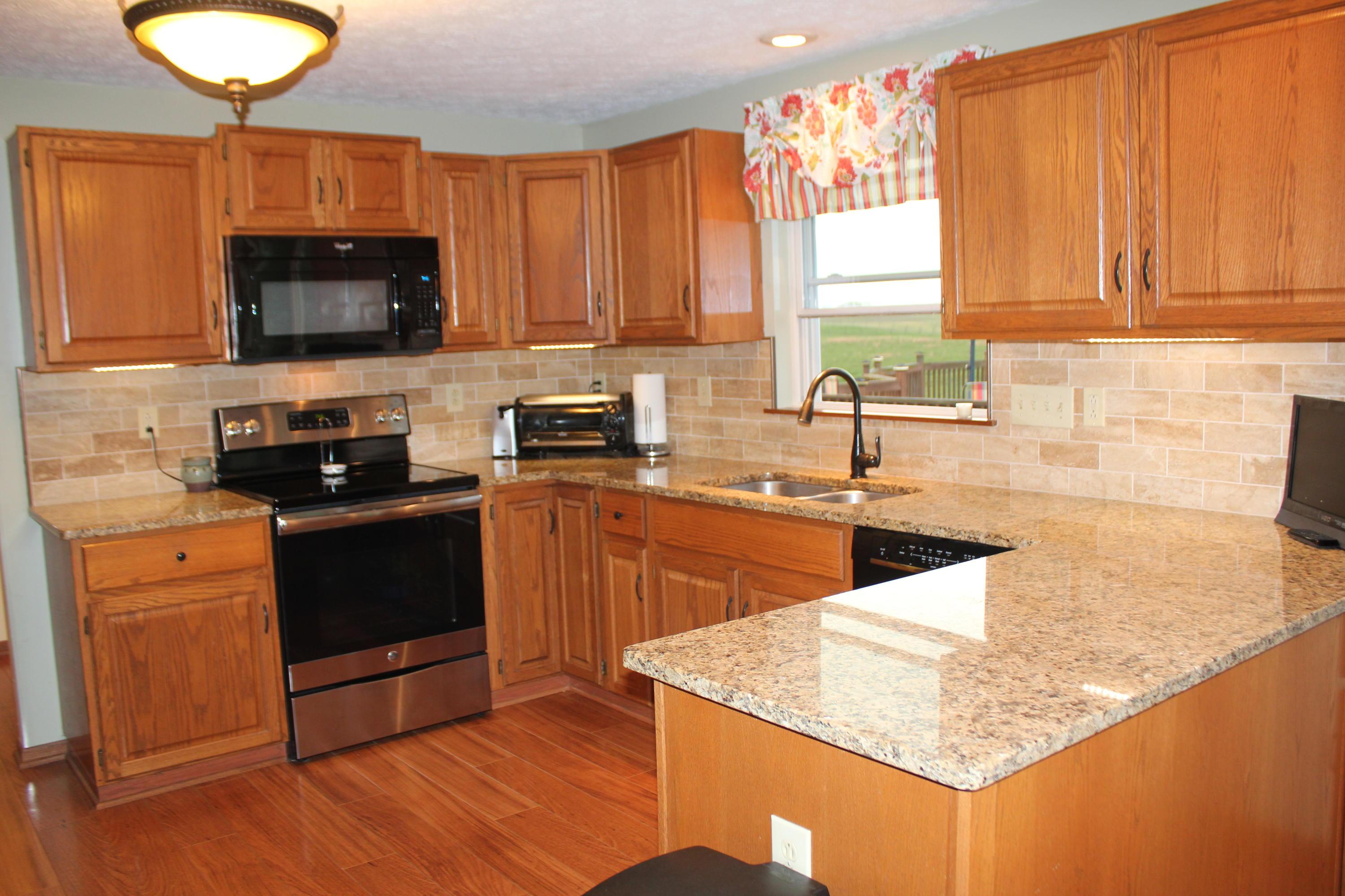 18667 Utica Road Utica, OH 43080 - Photo 5 of 40 Gallery Image 5