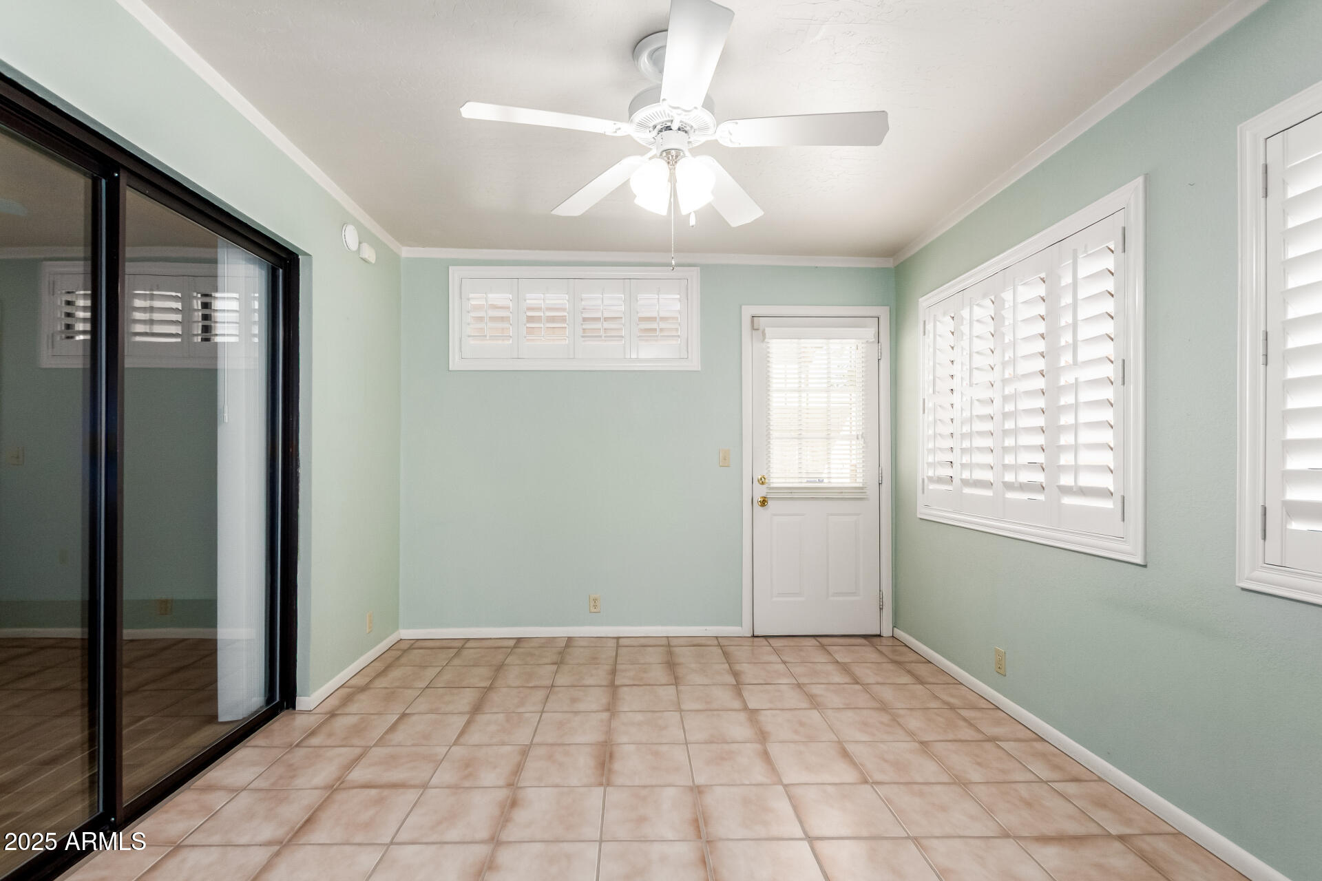 542 South Higley Road, Unit 49 Mesa, AZ 85206 - Photo 8 of 31 09 Higley