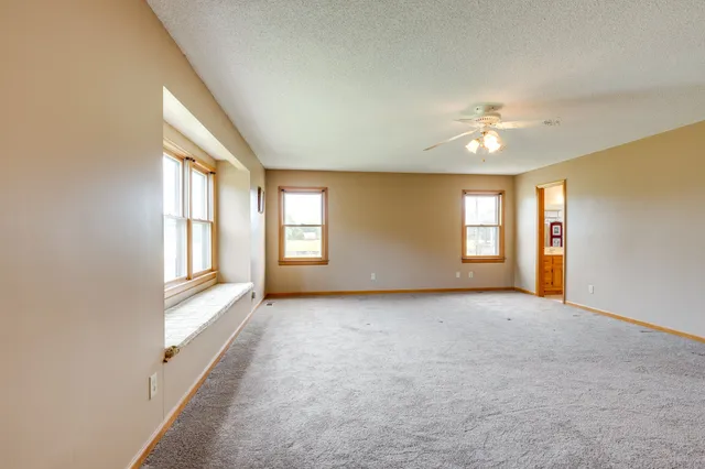 a view of walk in closet