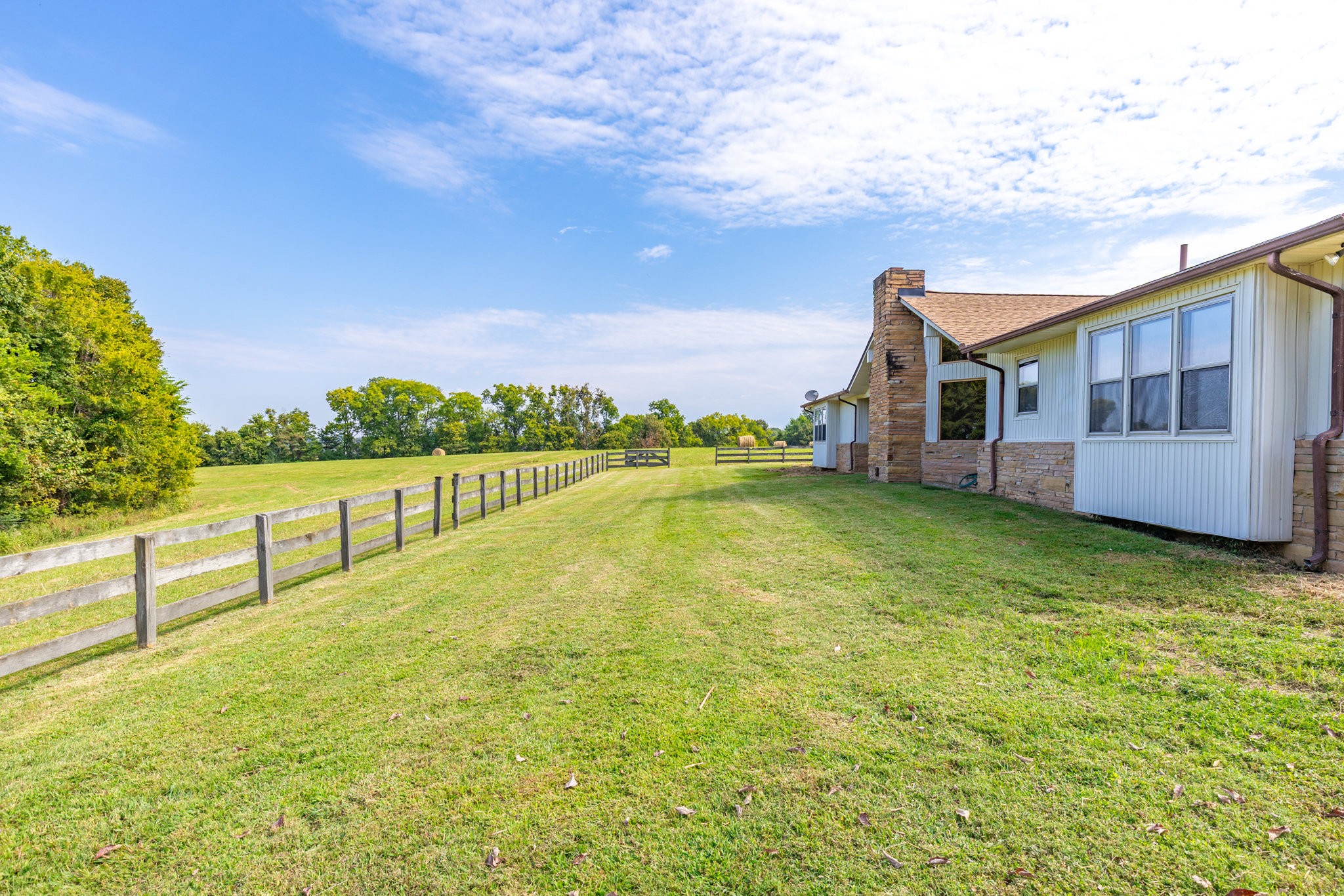 1340 Magazine Road Pulaski, TN 38478 - Photo 45 of 83 a view of an ocean with a garden and stairs