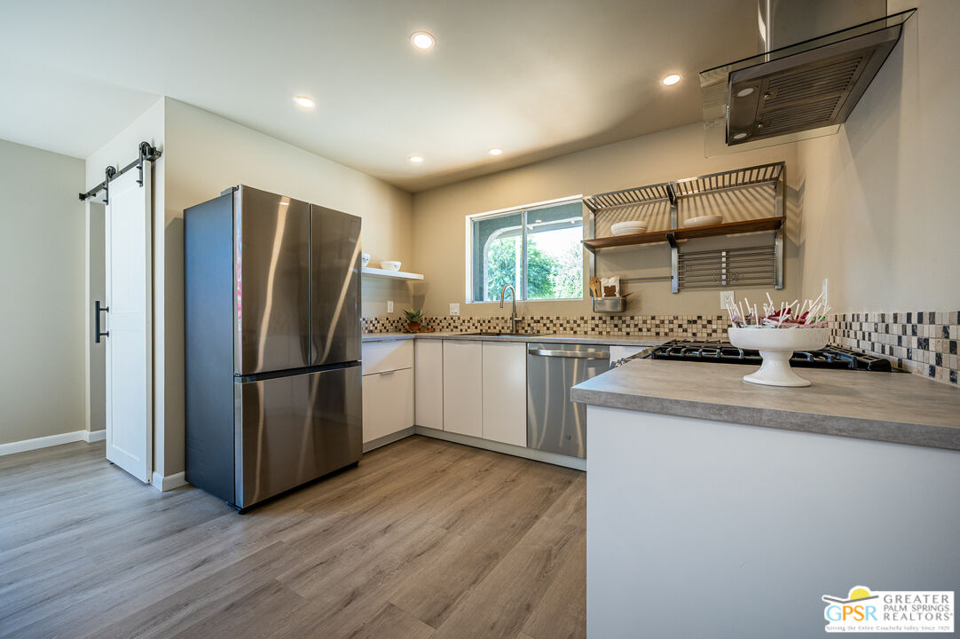 69140 Aliso Road Cathedral City, CA 92234 - Photo 11 of 35