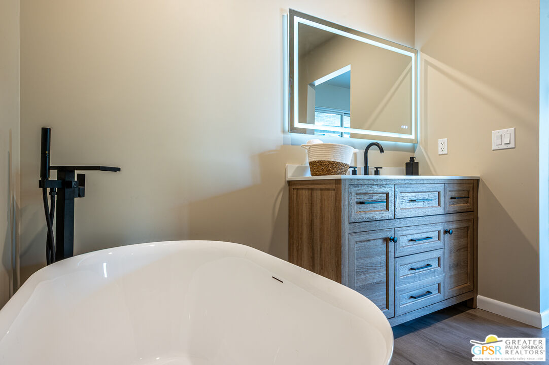 69140 Aliso Road Cathedral City, CA 92234 - Photo 23 of 35