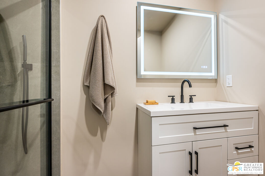 69140 Aliso Road Cathedral City, CA 92234 - Photo 30 of 35