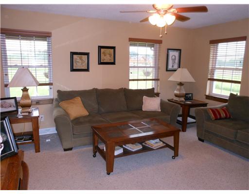 228 Hines Road Slippery Rock, PA 16057 - Photo 6 of 18 Living Room.