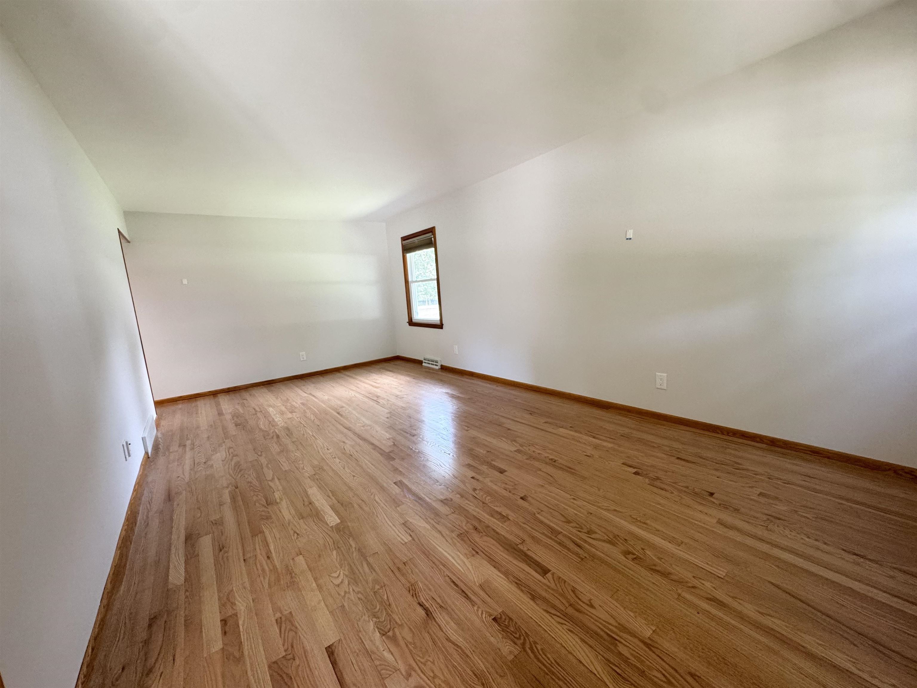 1938 Bootmaker Drive Beloit, WI 53511 - Photo 4 of 28