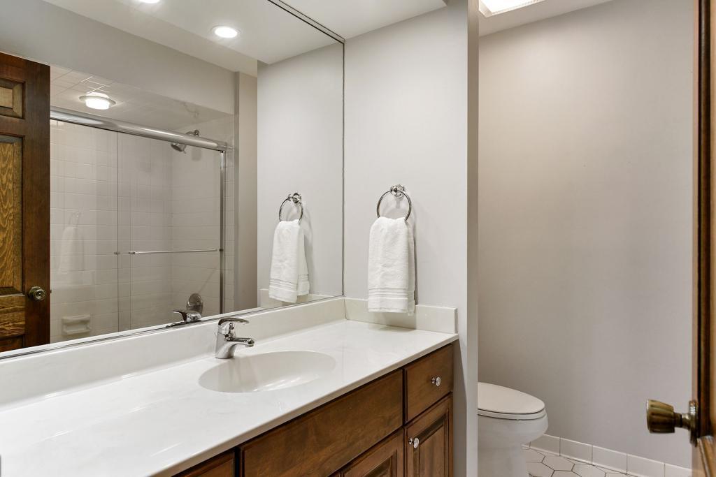 18625 Ridgewood Road Minnetonka, MN 55345 - Photo 20 of 35 Gallery Image 20
