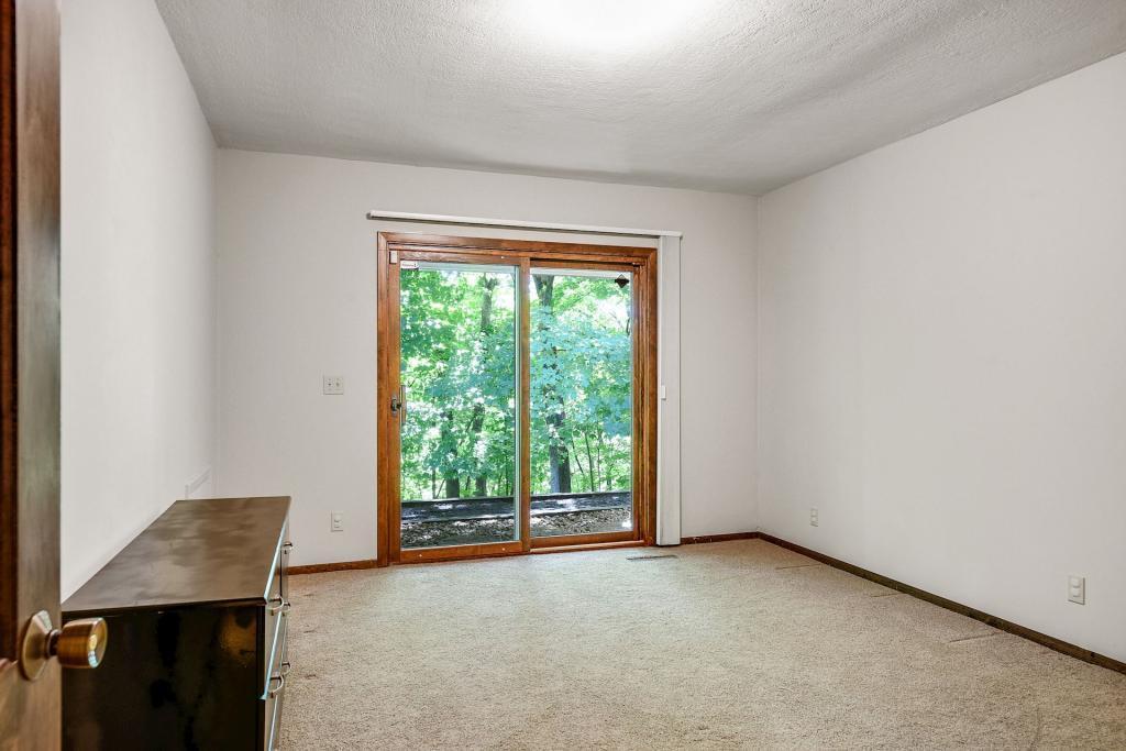 18625 Ridgewood Road Minnetonka, MN 55345 - Photo 26 of 35 Gallery Image 26