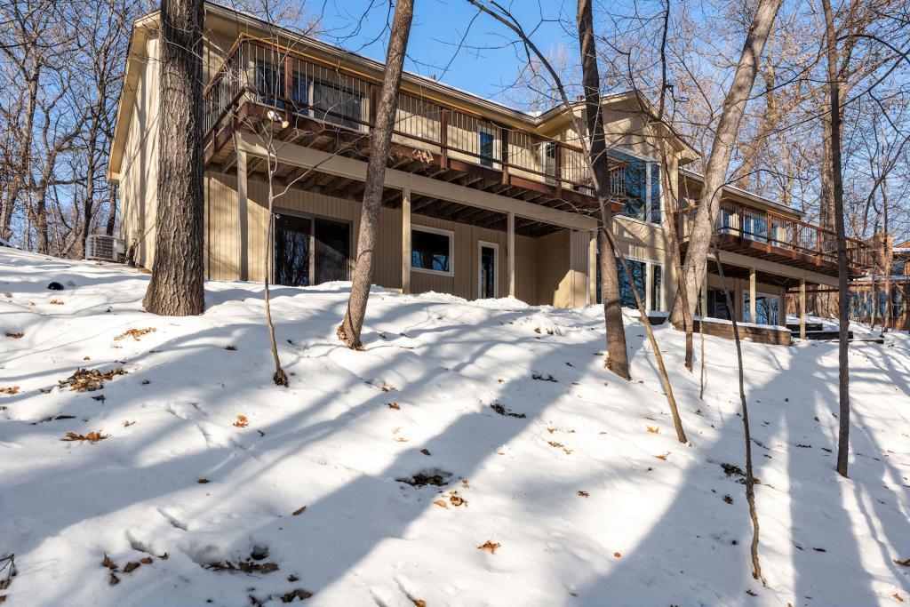 18625 Ridgewood Road Minnetonka, MN 55345 - Photo 34 of 35 Gallery Image 34